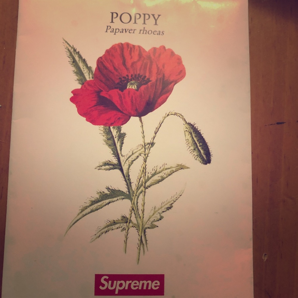 Supreme poppy seeds